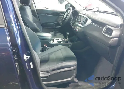 2016 Kia Sorento 2.4L Lx z USA, uszkodzony, nr VIN 5XYPG4A30GG123487